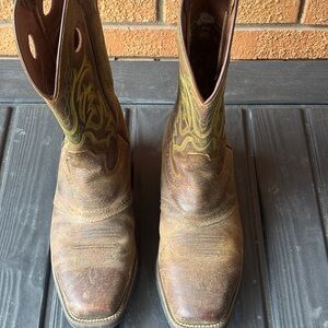 Justin renegade men’s dark brown rawhide style wide square toe boots